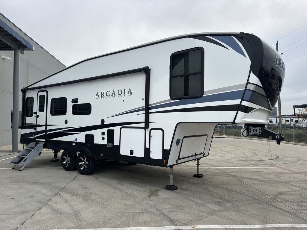 2023 Keystone Arcadia 293SLRD - Used Fifth Wheel For Sale by Blue Compass RV Katy in Katy, Texas