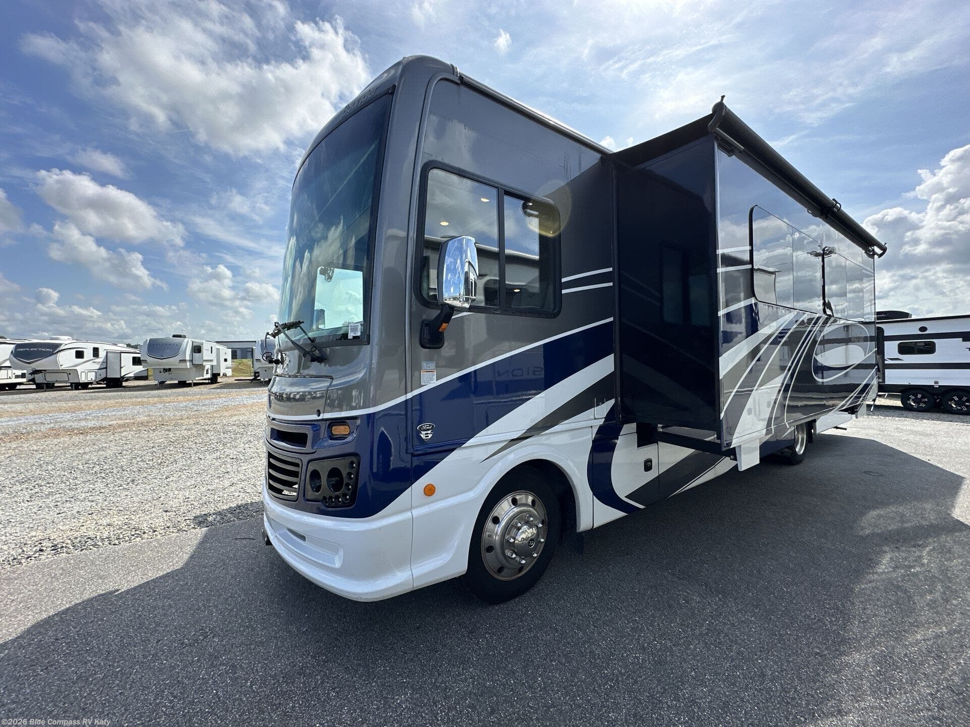 2023 Bounder 35K by Fleetwood from Blue Compass RV Katy in Katy, Texas