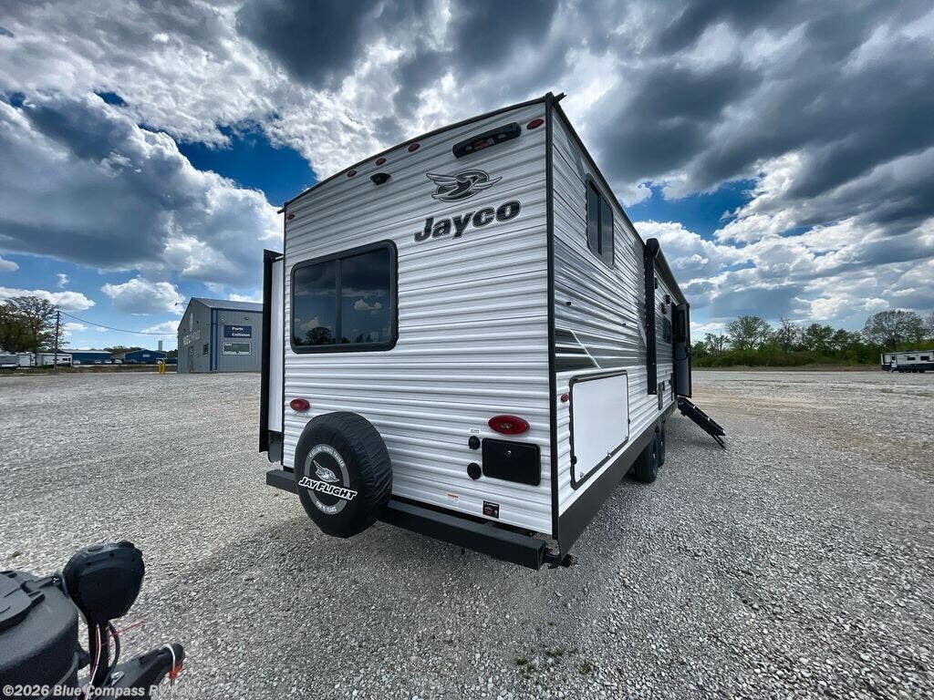 2026 Jay Flight SLX 325BHT by Jayco from Blue Compass RV Katy in Katy, Texas