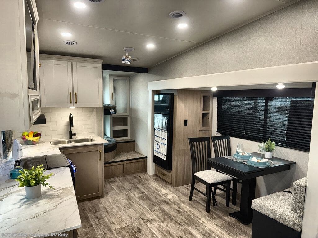 New 2026 Jayco Eagle SLE 28BHU available in Katy, Texas