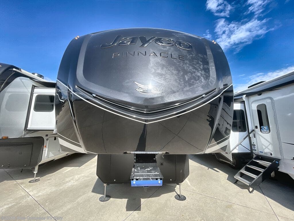 New 2026 Jayco Pinnacle 36FBTS available in Katy, Texas