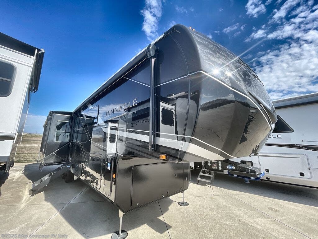 2026 Pinnacle 36FBTS by Jayco from Blue Compass RV Katy in Katy, Texas