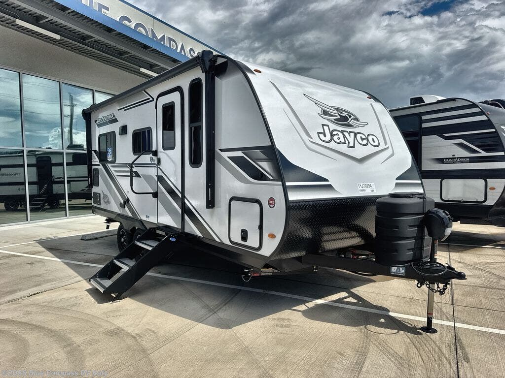 2027 Jayco Jay Feather 19MRK - New Travel Trailer For Sale by Blue Compass RV Katy in Katy, Texas