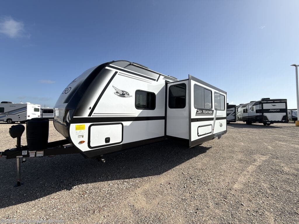 2026 Jay Feather 27BH by Jayco from Blue Compass RV Katy in Katy, Texas