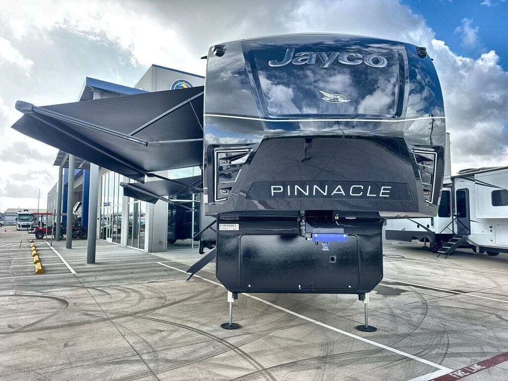 2027 Pinnacle 38FBRK by Jayco from Blue Compass RV Katy in Katy, Texas