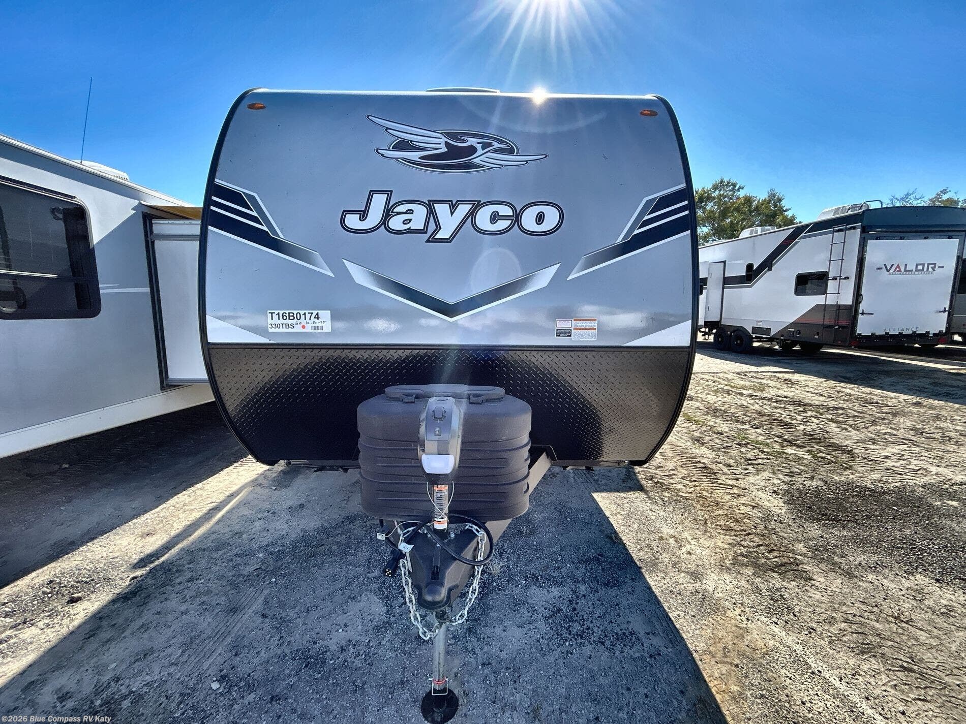 2026 Jayco Jay Flight 330TBS  SLX - New Travel Trailer For Sale by Blue Compass RV Katy in Katy, Texas