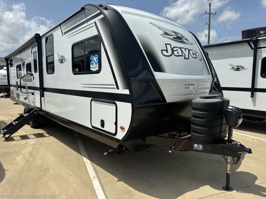 2027 Jay Feather 29QBH by Jayco from Blue Compass RV Katy in Katy, Texas