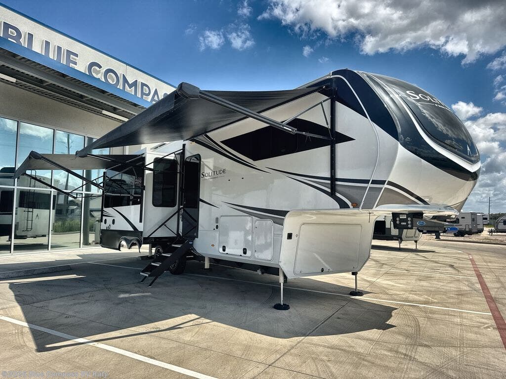 2025 Solitude 310GK by Grand Design from Blue Compass RV Katy in Katy, Texas
