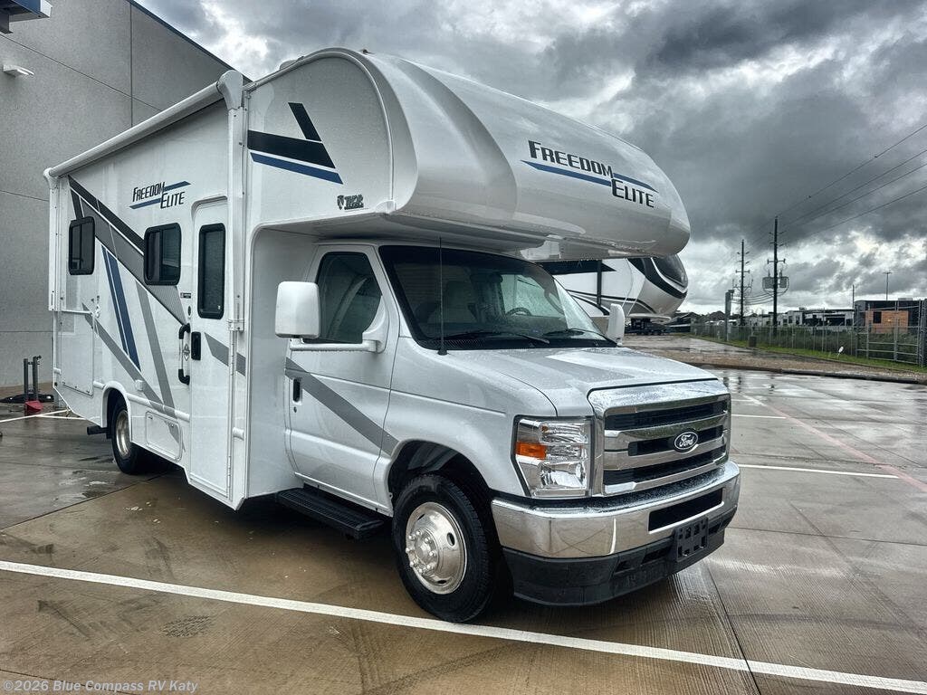 2025 Thor Motor Coach Freedom Elite 21HE - Used Class C For Sale by Blue Compass RV Katy in Katy, Texas