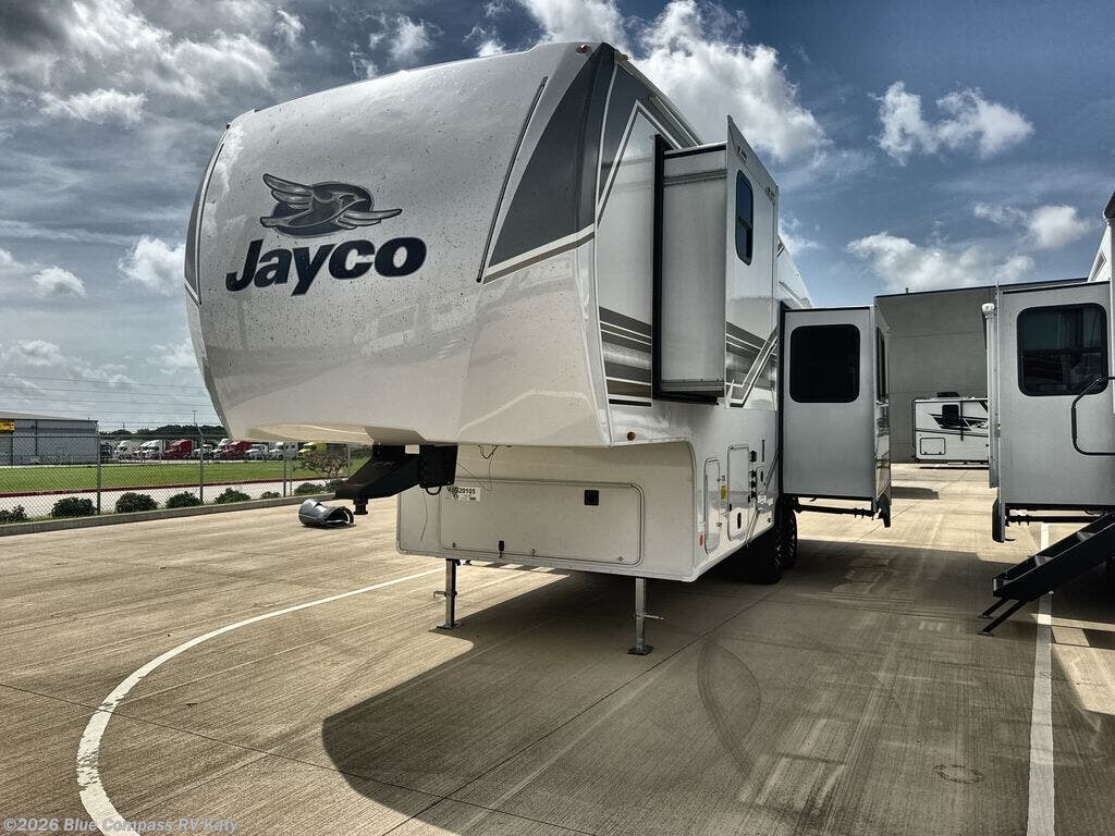 New 2027 Jayco Eagle SLE 24MLE available in Katy, Texas