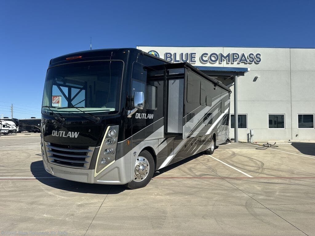 Used 2025 Thor Motor Coach Outlaw 38MB available in Katy, Texas