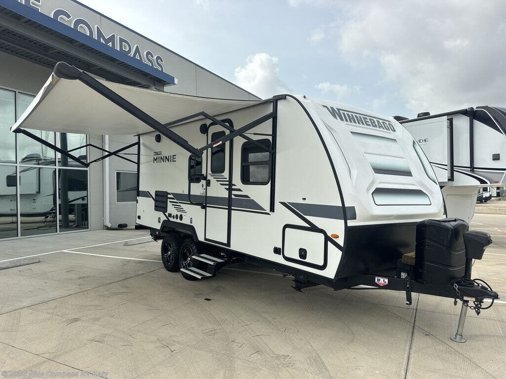 2022 Winnebago Micro Minnie 2108TB - Used Travel Trailer For Sale by Blue Compass RV Katy in Katy, Texas