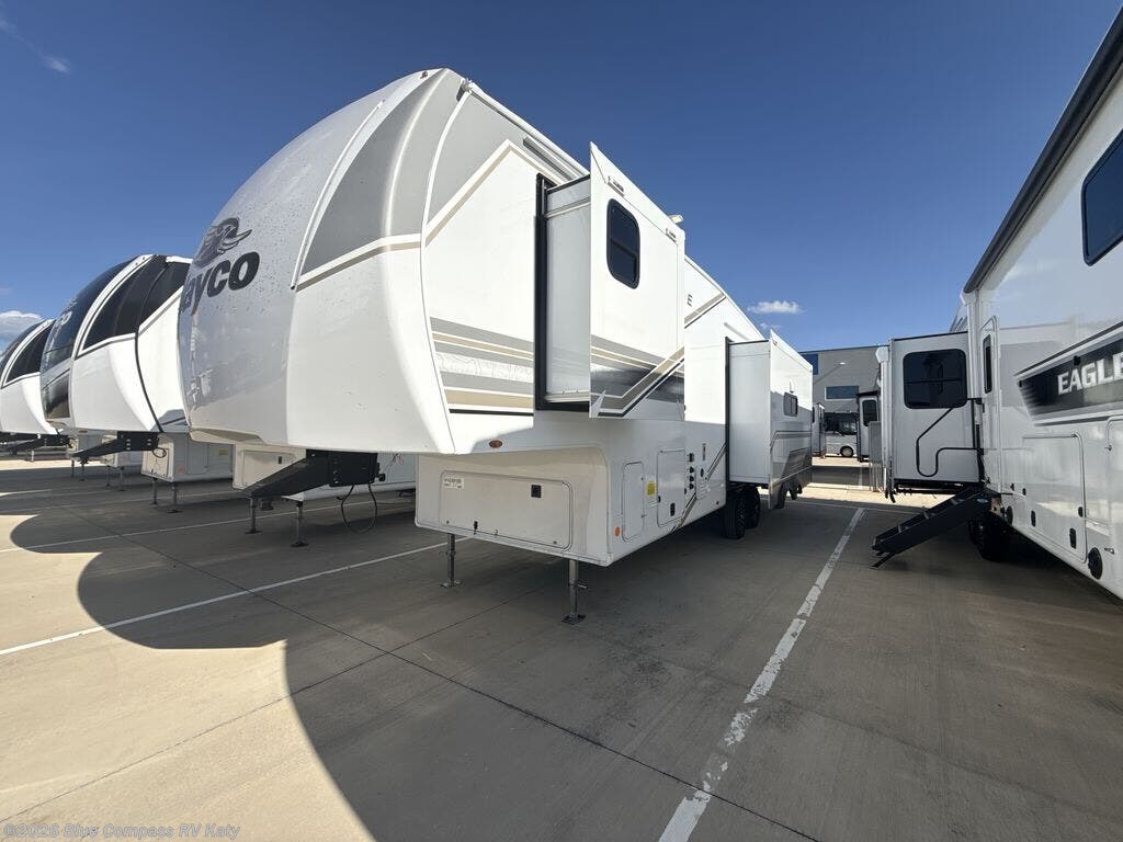 2027 Eagle SLE 30RLT by Jayco from Blue Compass RV Katy in Katy, Texas