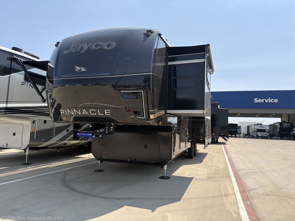 New 2027 Jayco Pinnacle 32RLTS available in Katy, Texas