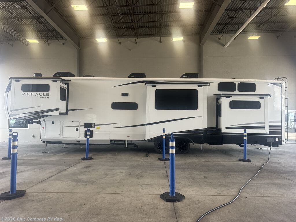 New 2027 Jayco Pinnacle 39DSDB available in Katy, Texas