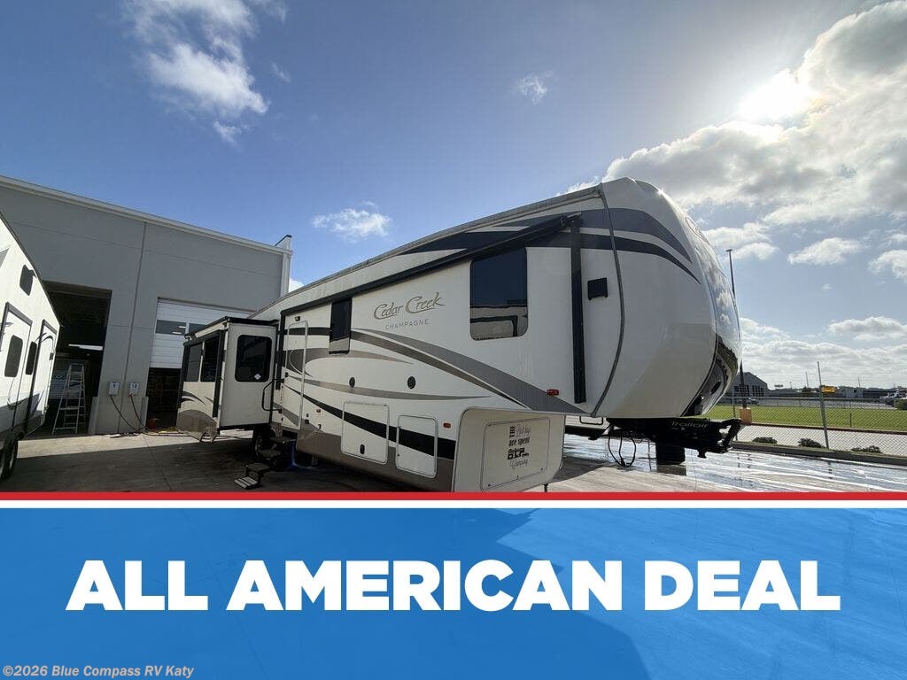 2016 Forest River Cedar Creek Champagne Edition 38EL - Used Fifth Wheel For Sale by Blue Compass RV Katy in Katy, Texas features Slideout