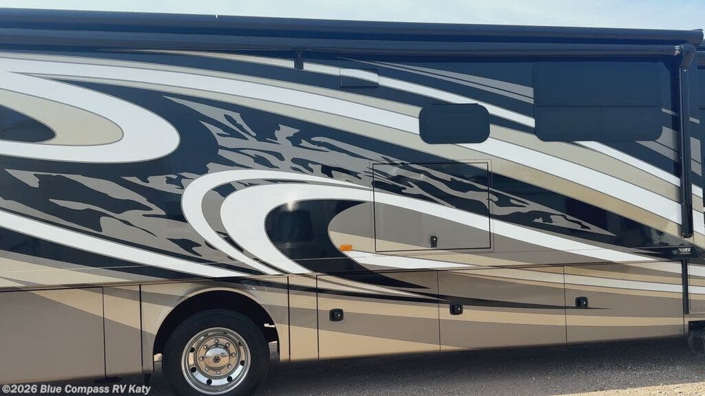 2020 Precept Prestige 36H by Jayco from Blue Compass RV Katy in Katy, Texas