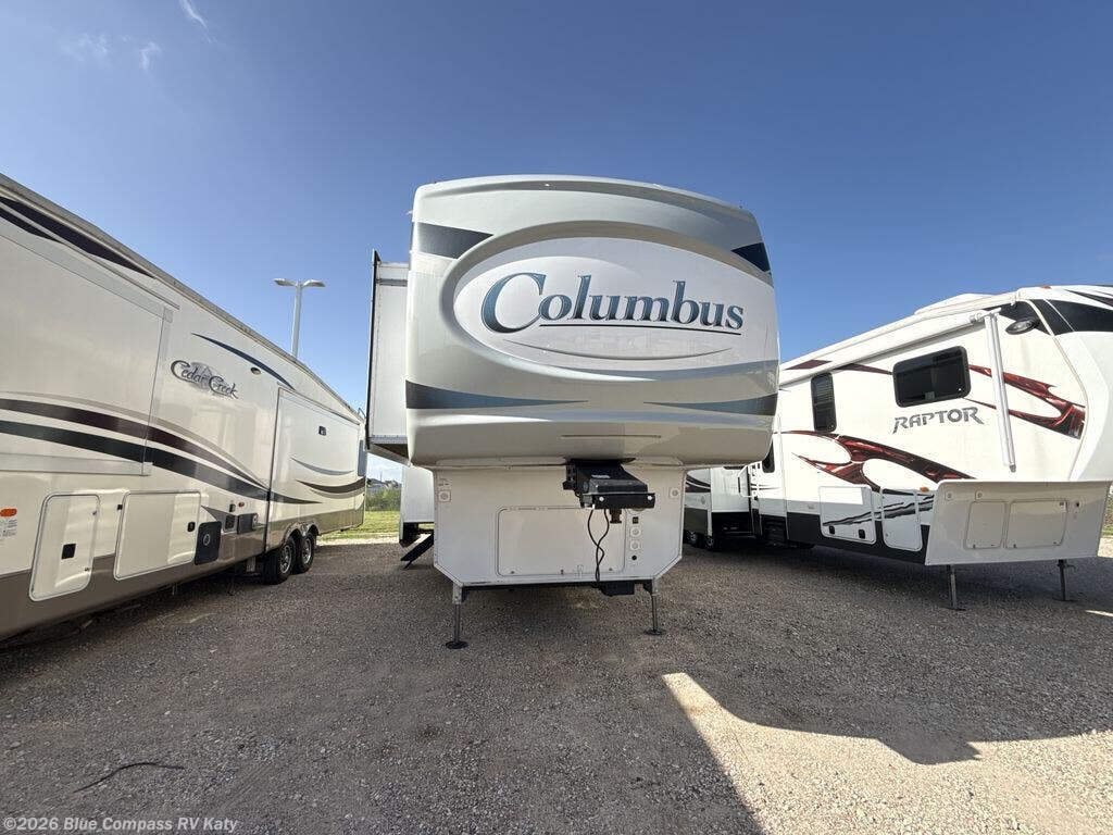 Used 2022 Palomino Columbus 388FK available in Katy, Texas