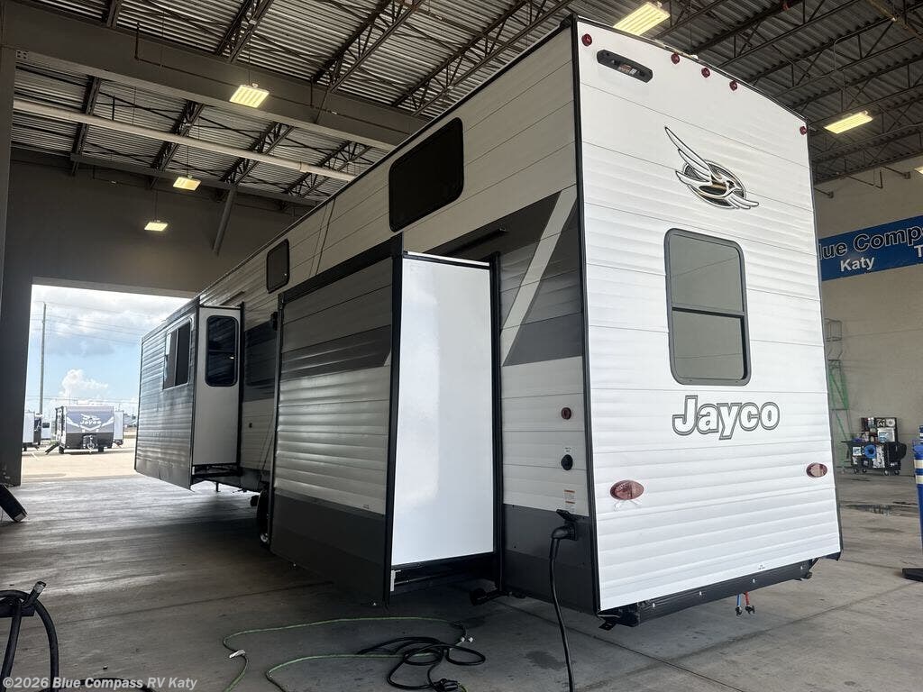 2027 Jay Flight Bungalow 404LOFT by Jayco from Blue Compass RV Katy in Katy, Texas