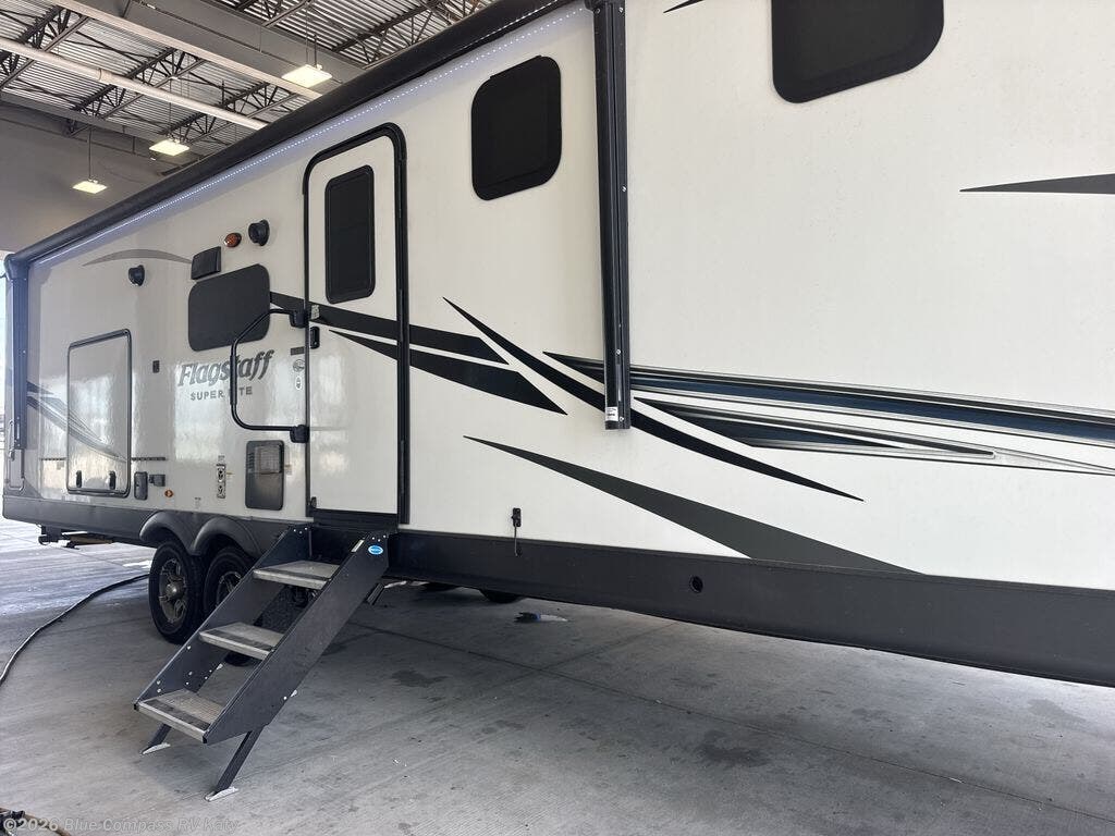 2022 Flagstaff Super Lite 29RBS by Forest River from Blue Compass RV Katy in Katy, Texas