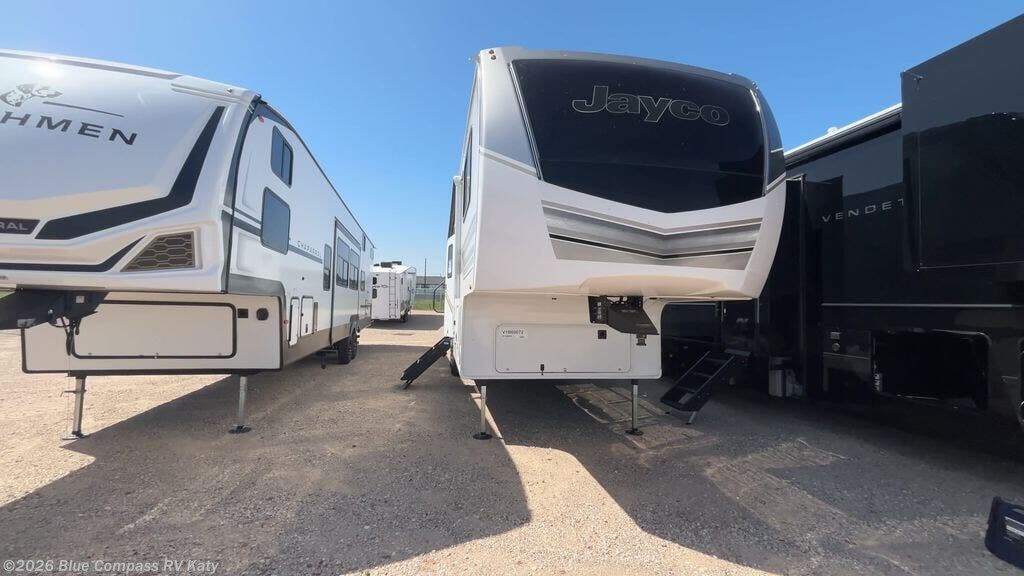New 2027 Jayco Eagle 31QBH available in Katy, Texas