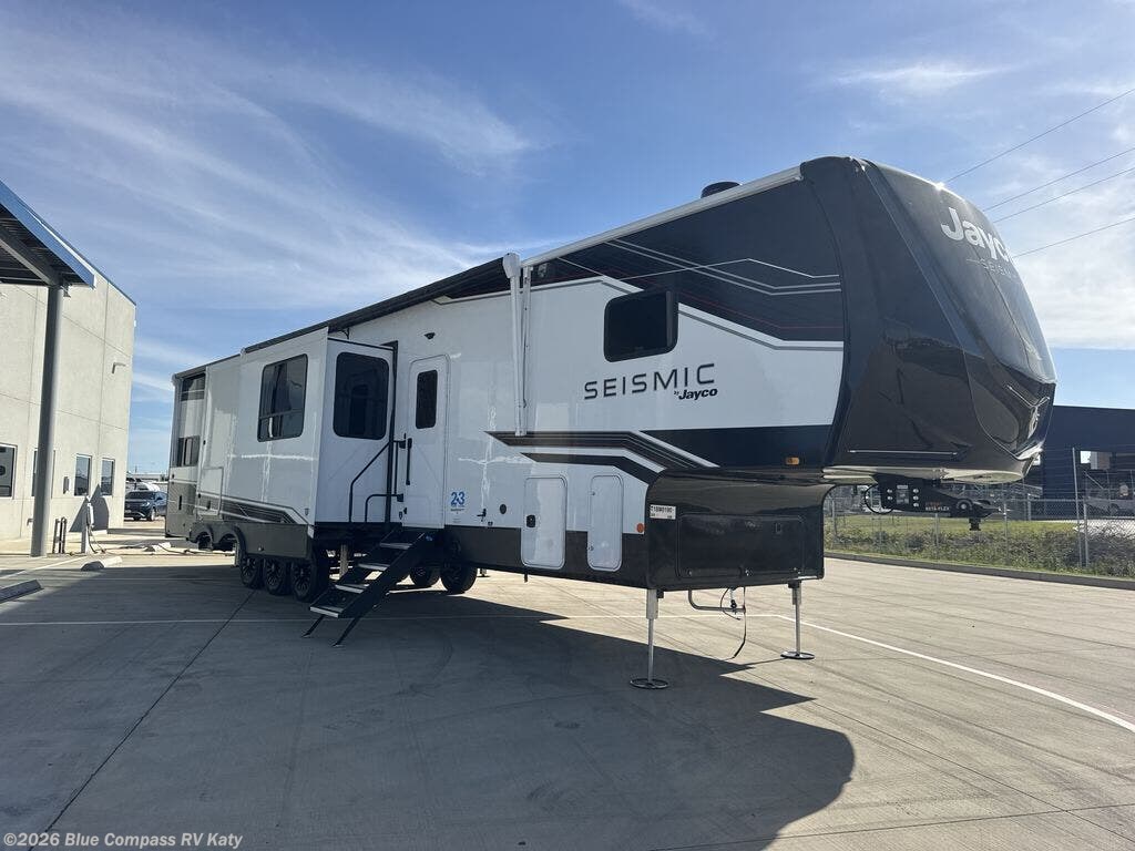 2026 Seismic 399 by Jayco from Blue Compass RV Katy in Katy, Texas