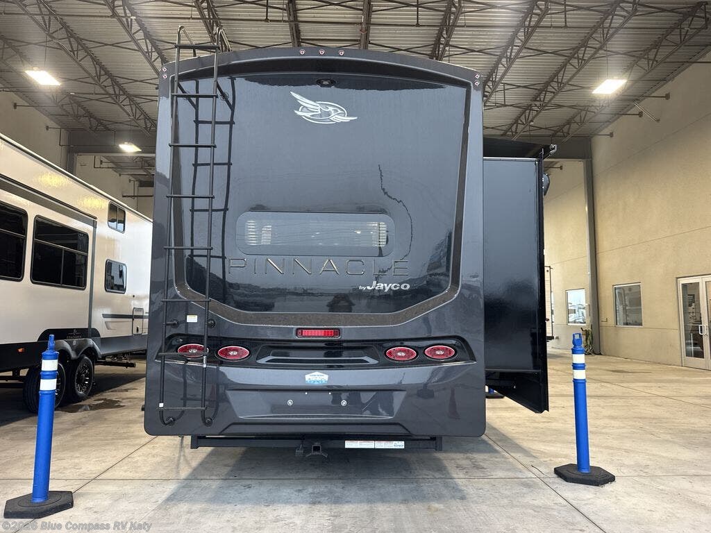 New 2027 Jayco Pinnacle 38FBRK available in Katy, Texas