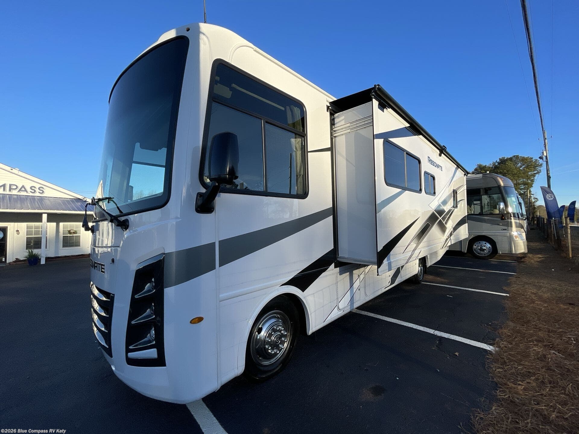 2027 Thor Motor Coach Resonate 29D - New Class A For Sale by Blue Compass RV Katy in Katy, Texas