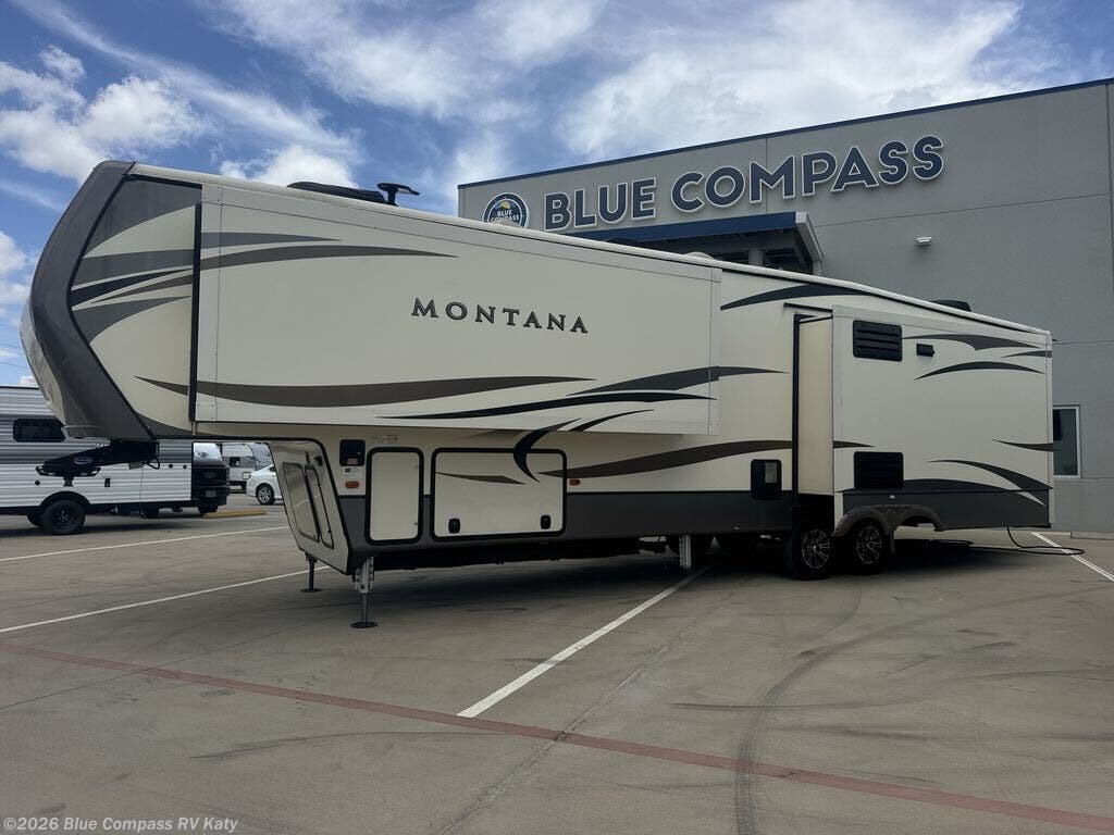 Used 2018 Keystone Montana 3810MS available in Katy, Texas