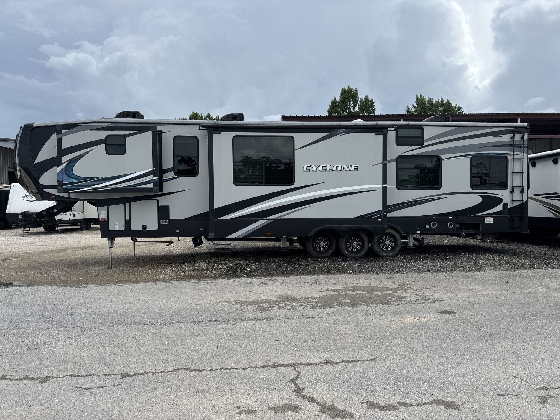Used 2018 Heartland Cyclone 4005 available in Katy, Texas