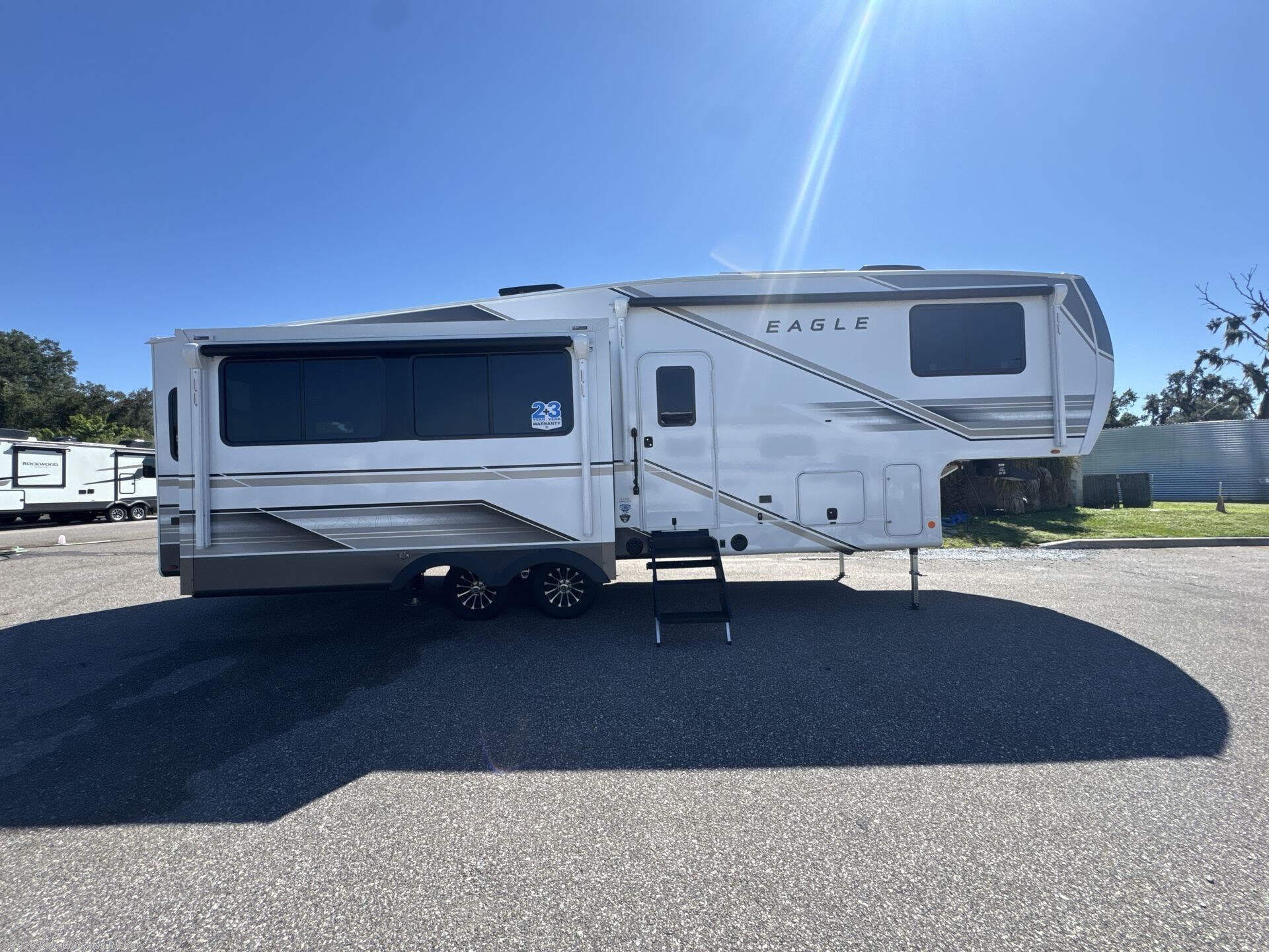 New 2027 Jayco Eagle 29RLC available in Katy, Texas