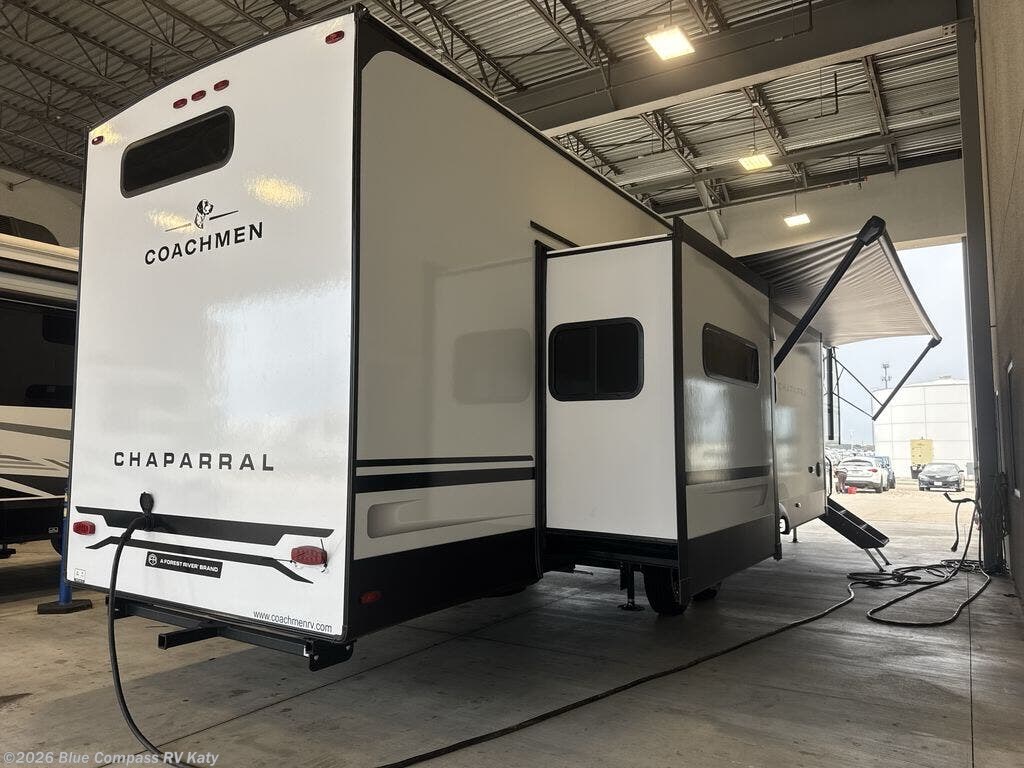2027 Chaparral 381DBL by Coachmen from Blue Compass RV Katy in Katy, Texas