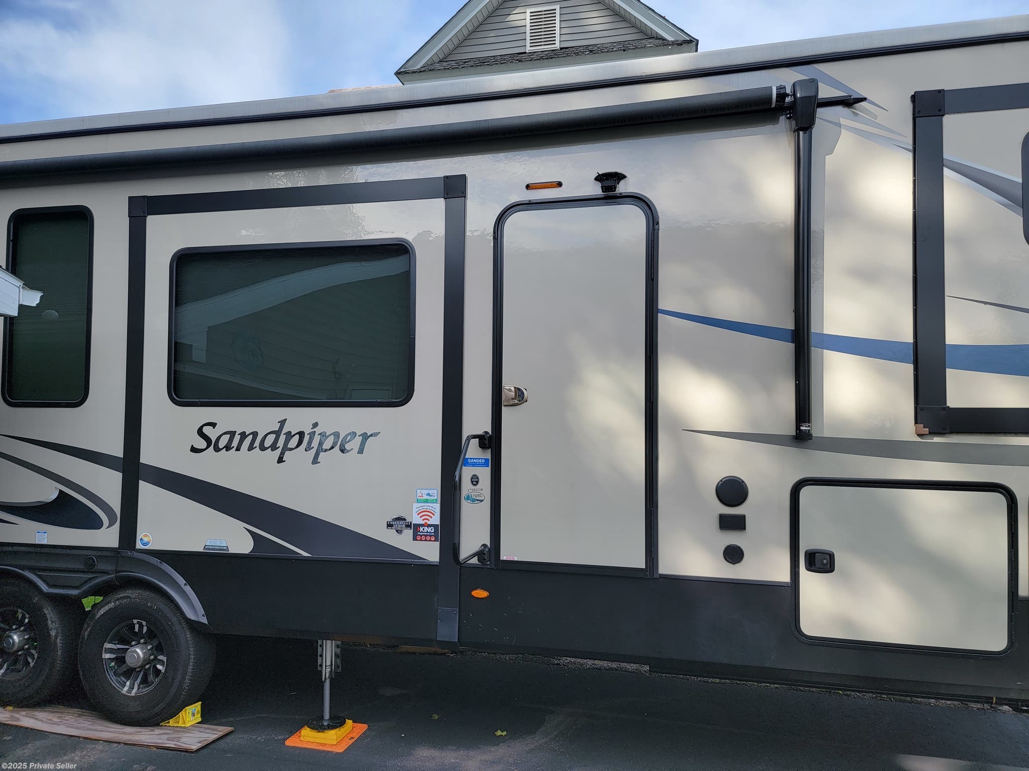 2021 Forest River Sandpiper 379FLOK RV for Sale in CORTLAND, NY 13045