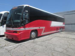 Used 2006 MCI J4500 available in Hot Springs, Arkansas
