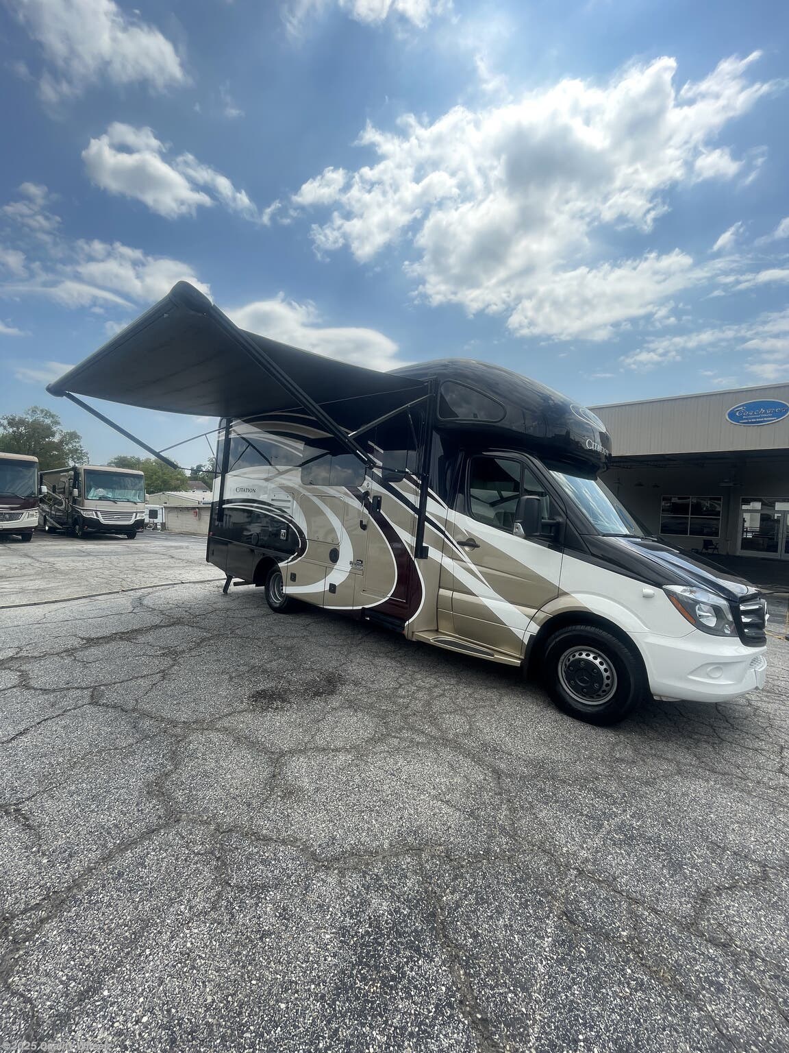 2017 Thor Motor Coach Citation Sprinter 24SS - Used Class C for sale by Quality Wheelz in Hot Springs, Arkansas