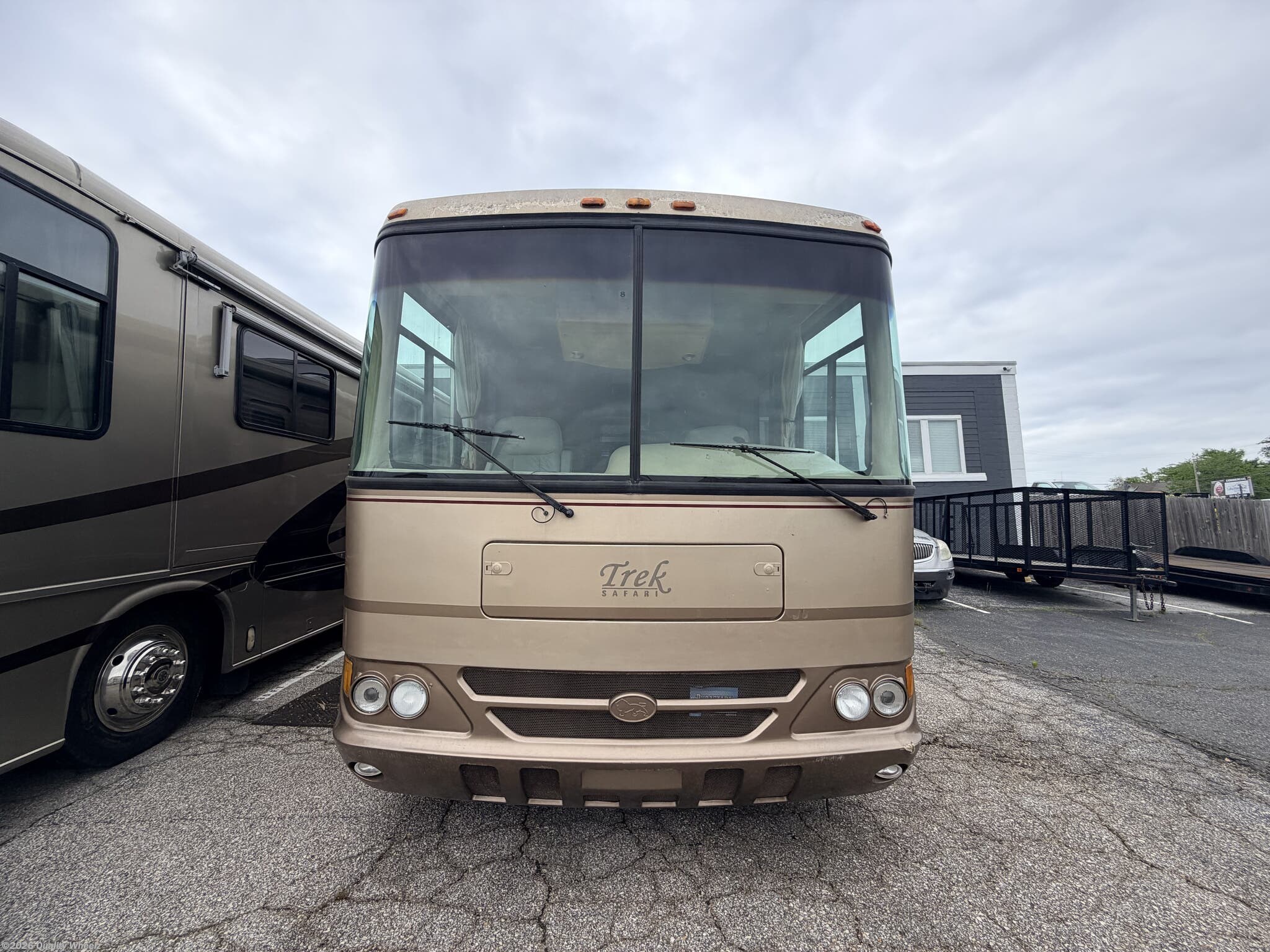2003 Monaco RV Trek - Used Class A For Sale by Quality Wheelz in Hot Springs, Arkansas