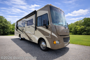 2014 Winnebago Vista 30T