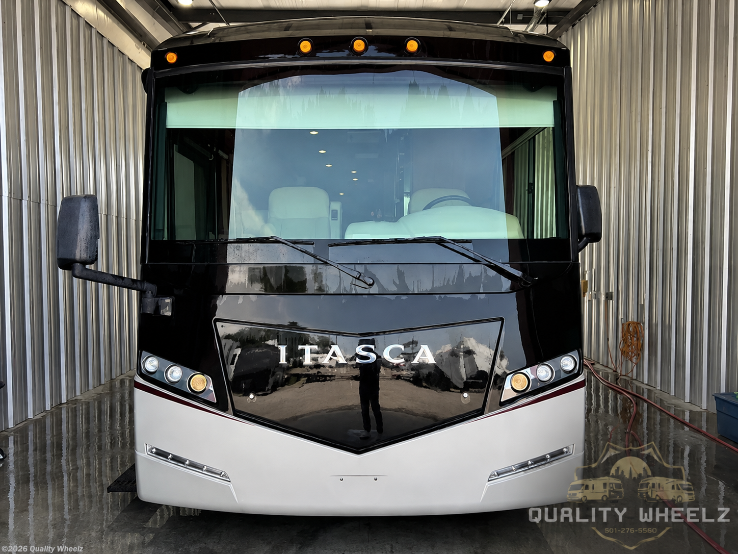 2015 Itasca Solei 38R - Used Travel Trailer For Sale by Quality Wheelz in Hot Springs, Arkansas