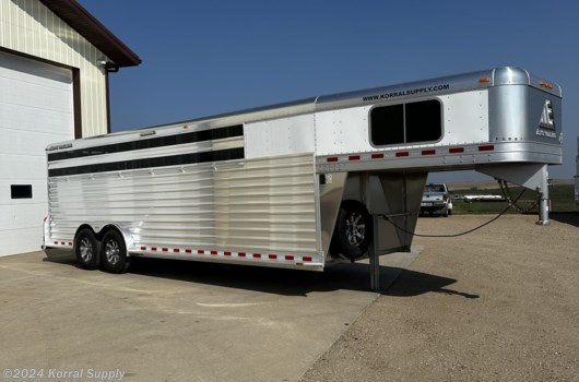 Horse Trailer - 2024 Elite Trailers 24' Stock Combo - 2 Compartments - Equiflex Floor available New in Douglas, ND