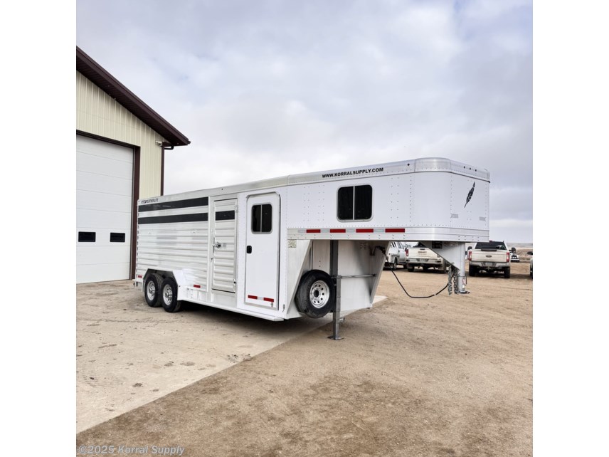 Used 2015 Featherlite 20&apos; Stock Combo w/ Two Compartments available in Douglas, North Dakota