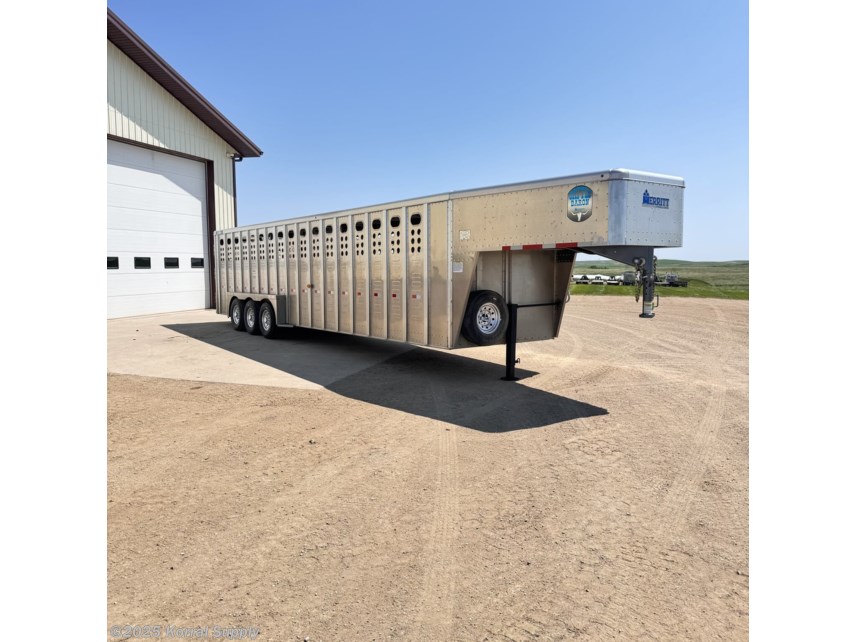 Used 2022 Merritt 32FT LIVESTOCK TRAILER - 3 COMPARTMENTS available in Douglas, North Dakota