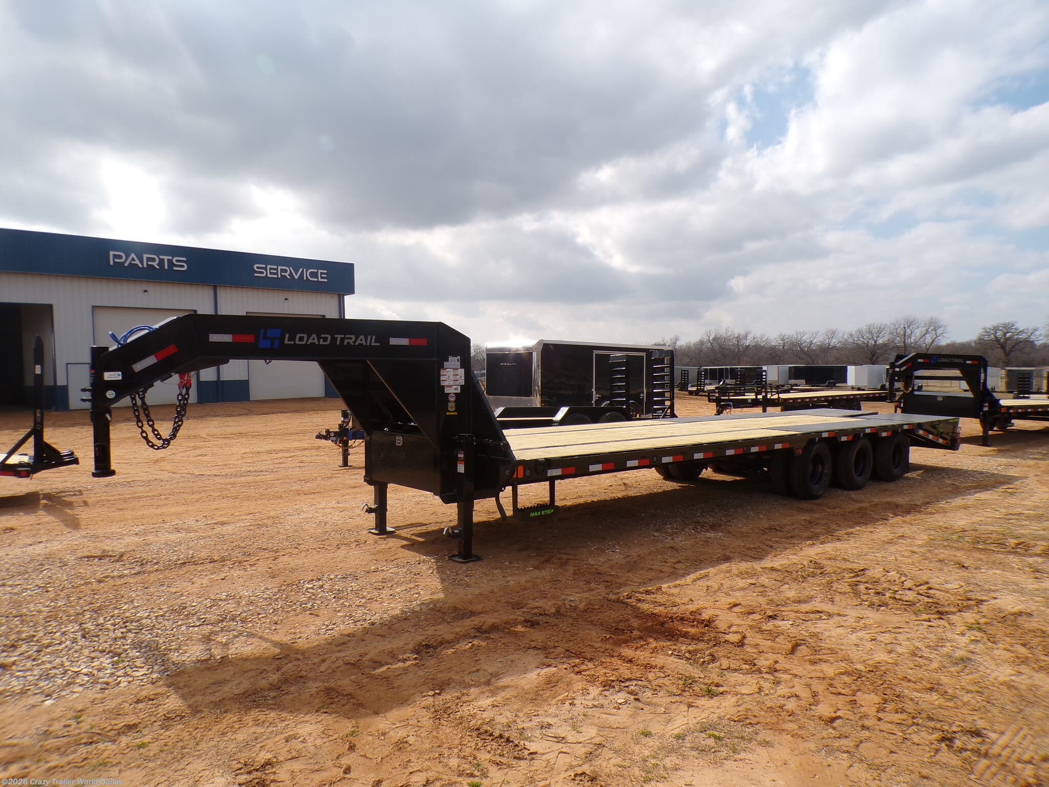 2025 Load Trail GP 102X32 Gooseneck Triple Axle Flatbed 30K GVWR