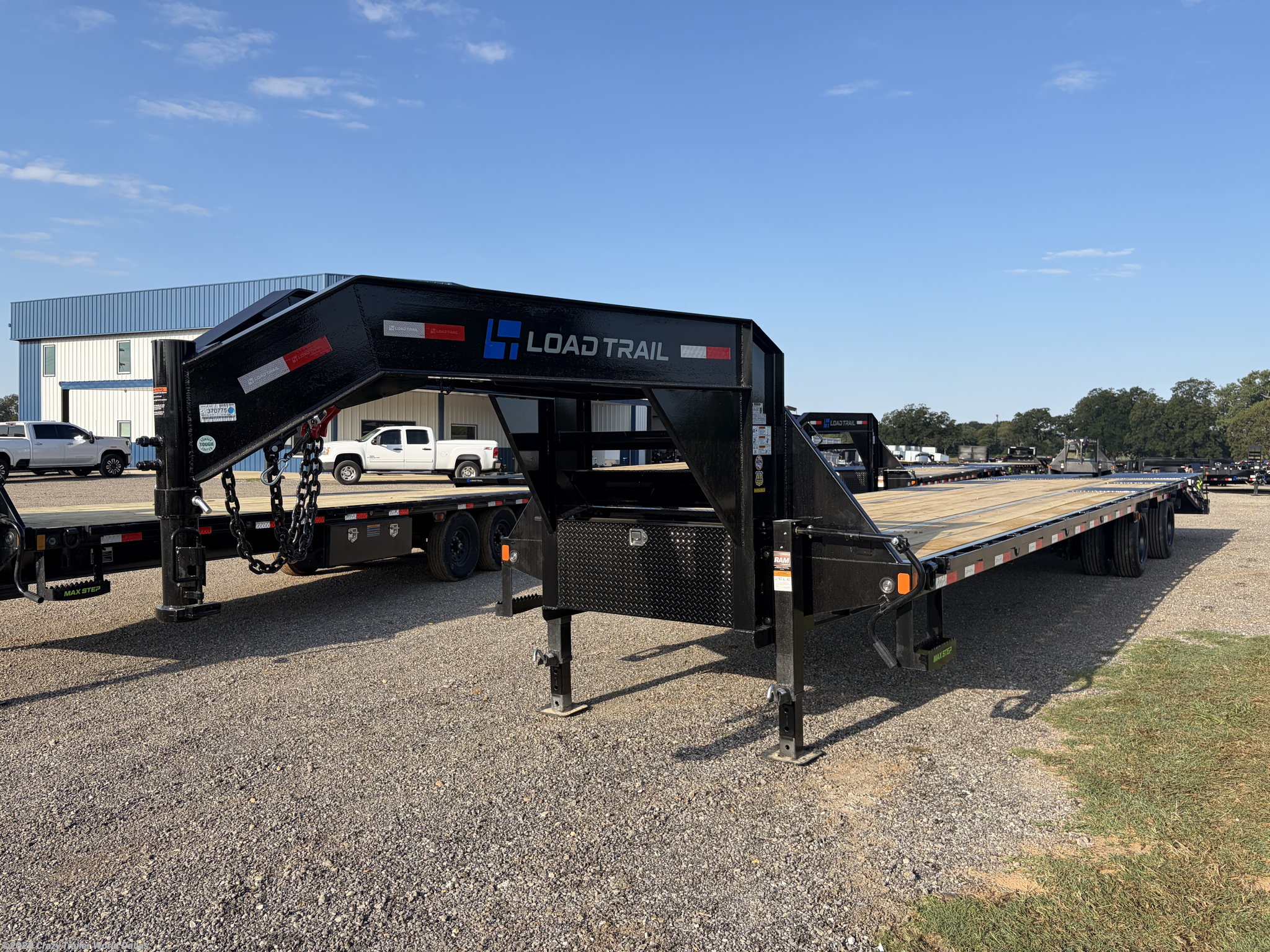 2026 Load Trail GP 102X36 Deckover Flatbed Gooseneck Trailer 30K LB