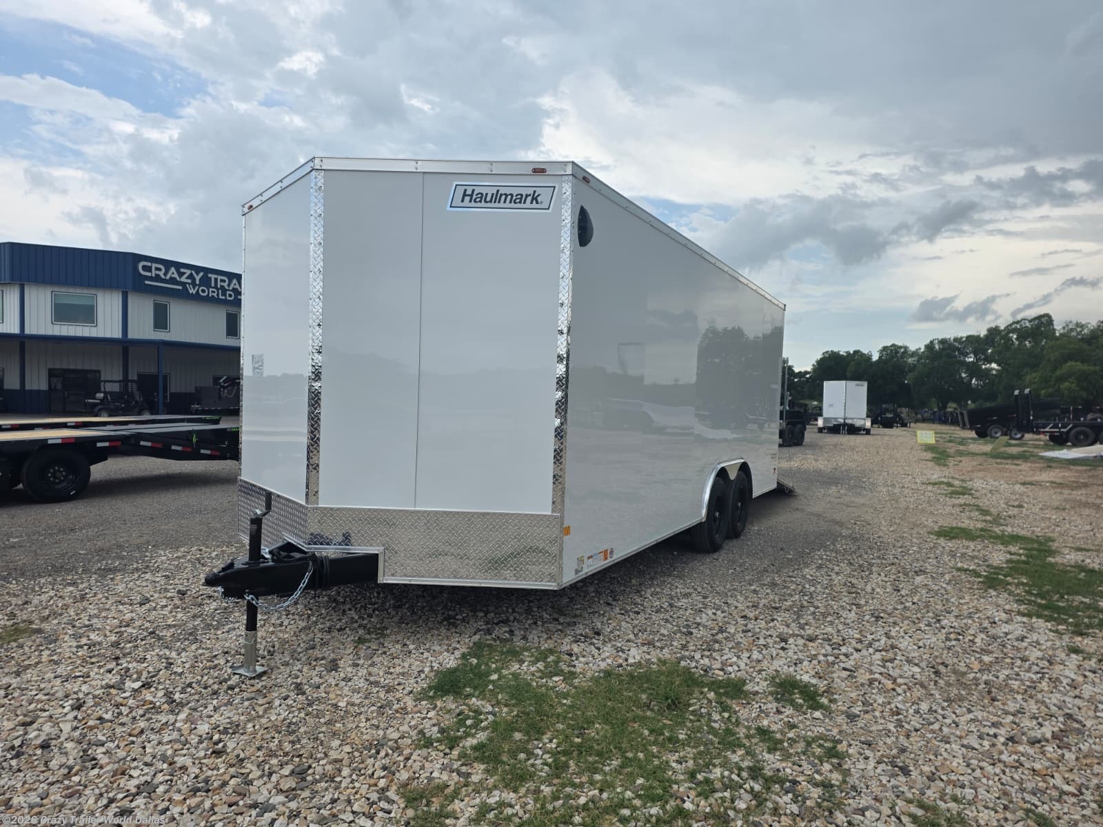 2027 Haulmark 8.5X20 Enclosed Cargo Trailer 9990 LB Passport