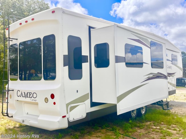 2011 Cameo 37KS3 by Carriage from Victory RVs in Davenport, Florida