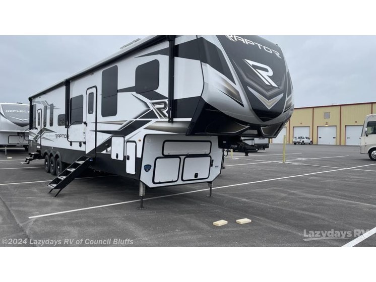 New 2023 Keystone Raptor 424 available in Council Bluffs, Iowa