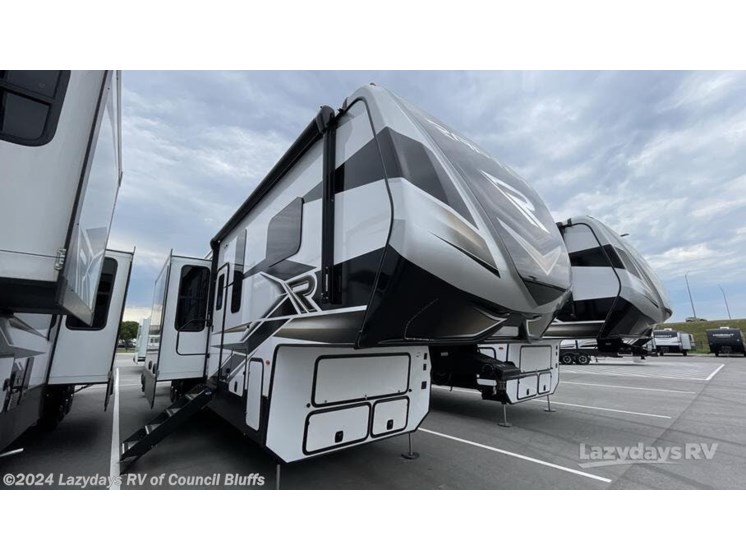 New 2025 Keystone Raptor 431 available in Council Bluffs, Iowa