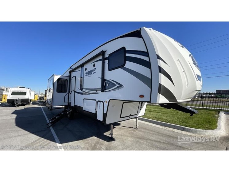 Used 2019 Forest River Sabre 30RLT available in Council Bluffs, Iowa