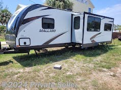 2019 Heartland Mallard M312 - Used Travel Trailer For Sale by Cindy in Englewood, Florida