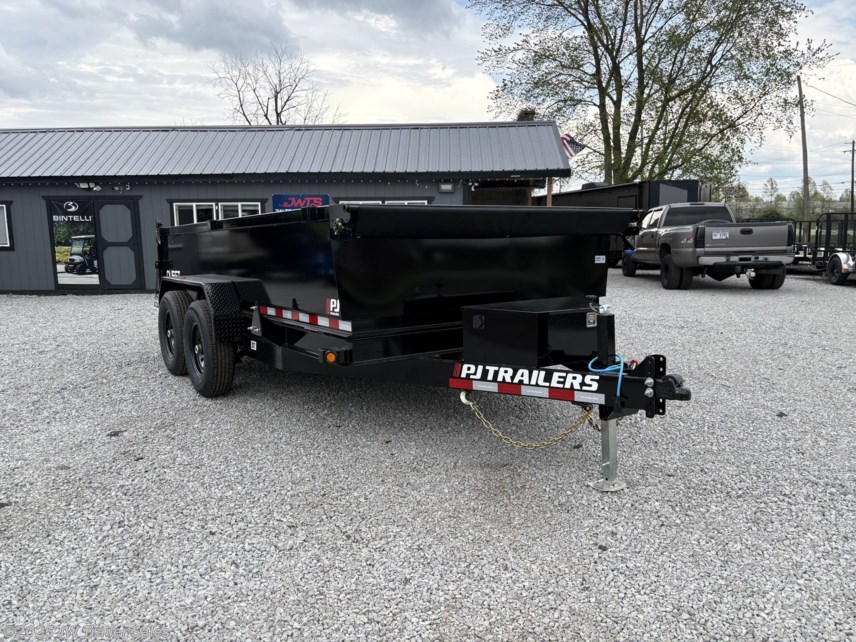 New 2025 PJ Trailers Dump available in Columbia Station, Ohio